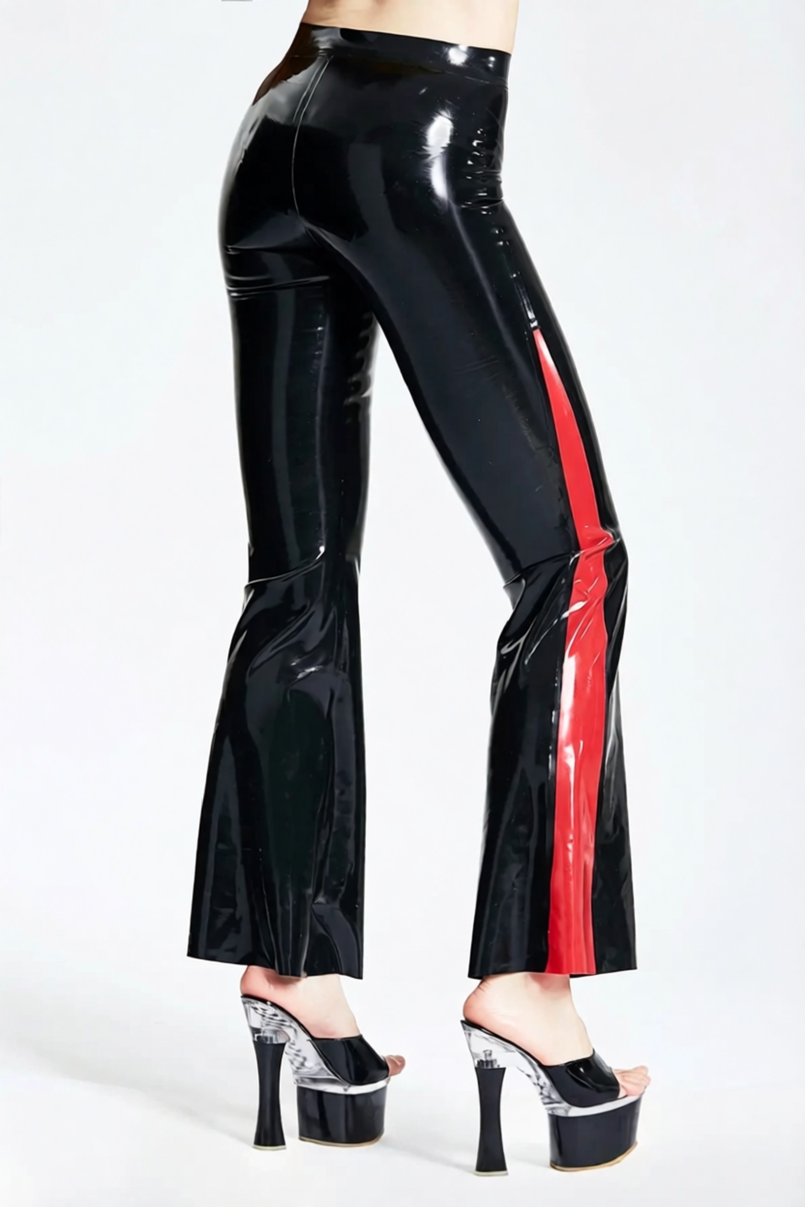 Seventies – udsvajede latexbukser med sidestribe